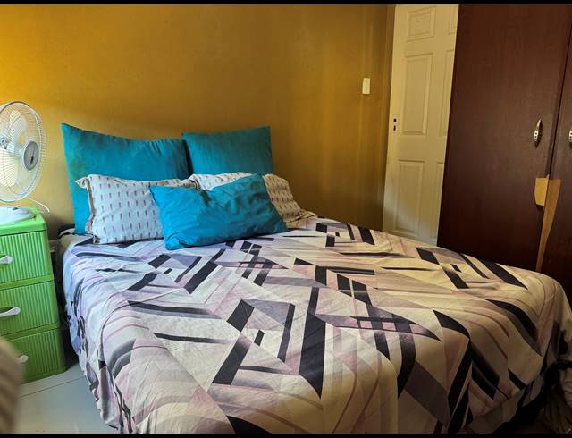 3 BEDROOM FREEHOLD FOR SALE IN HILLARY